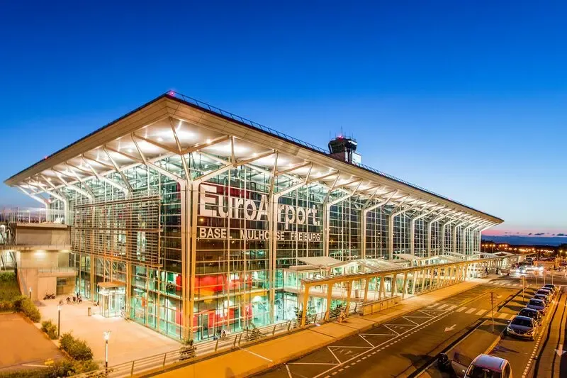 Luzern – Flughafen Basel